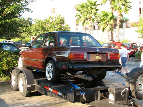  our Challenge newcomers is Dennis Mater, who brought this 1984 BMW 318is 