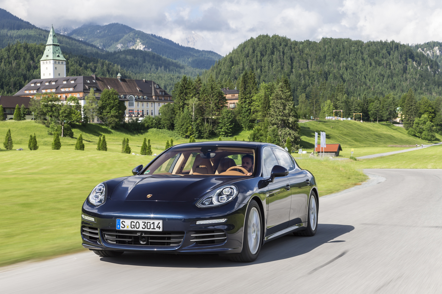 2014 Porsche Panamera 4S New car reviews Grassroots